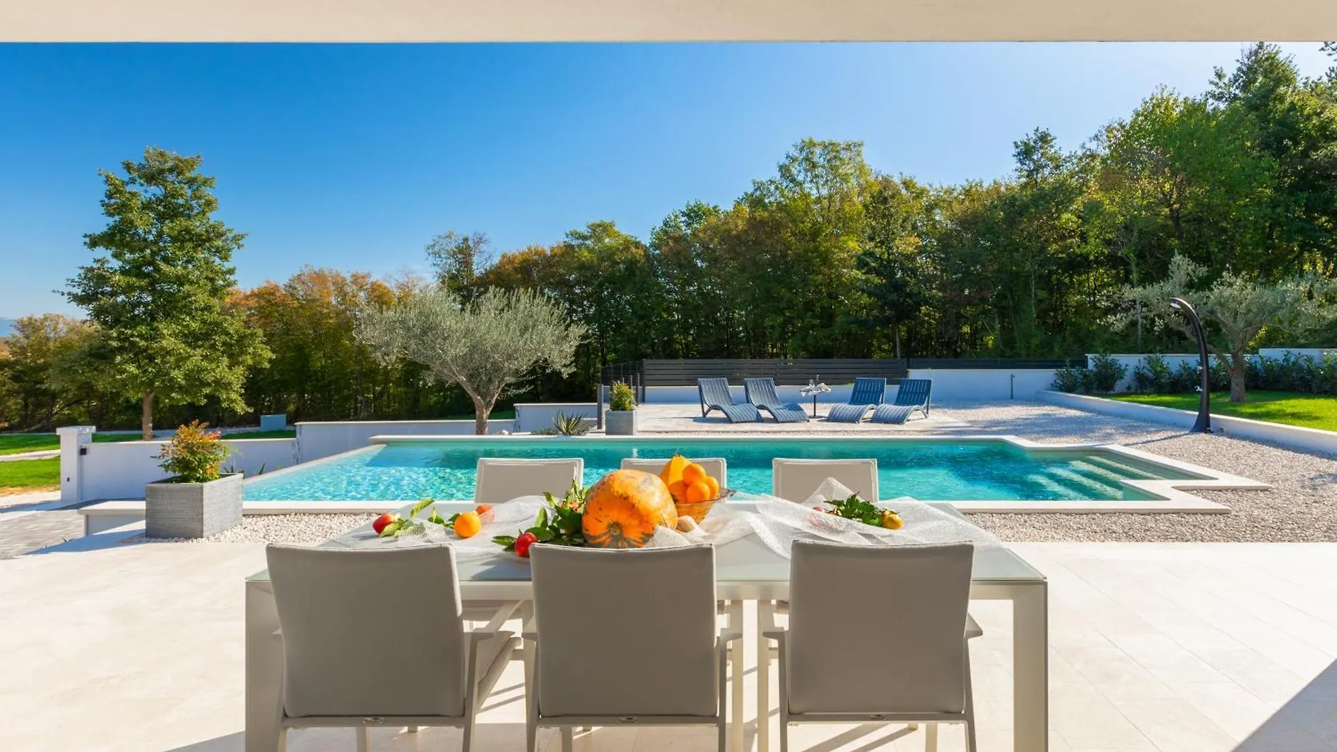 Vila Tonchi Barban Villa