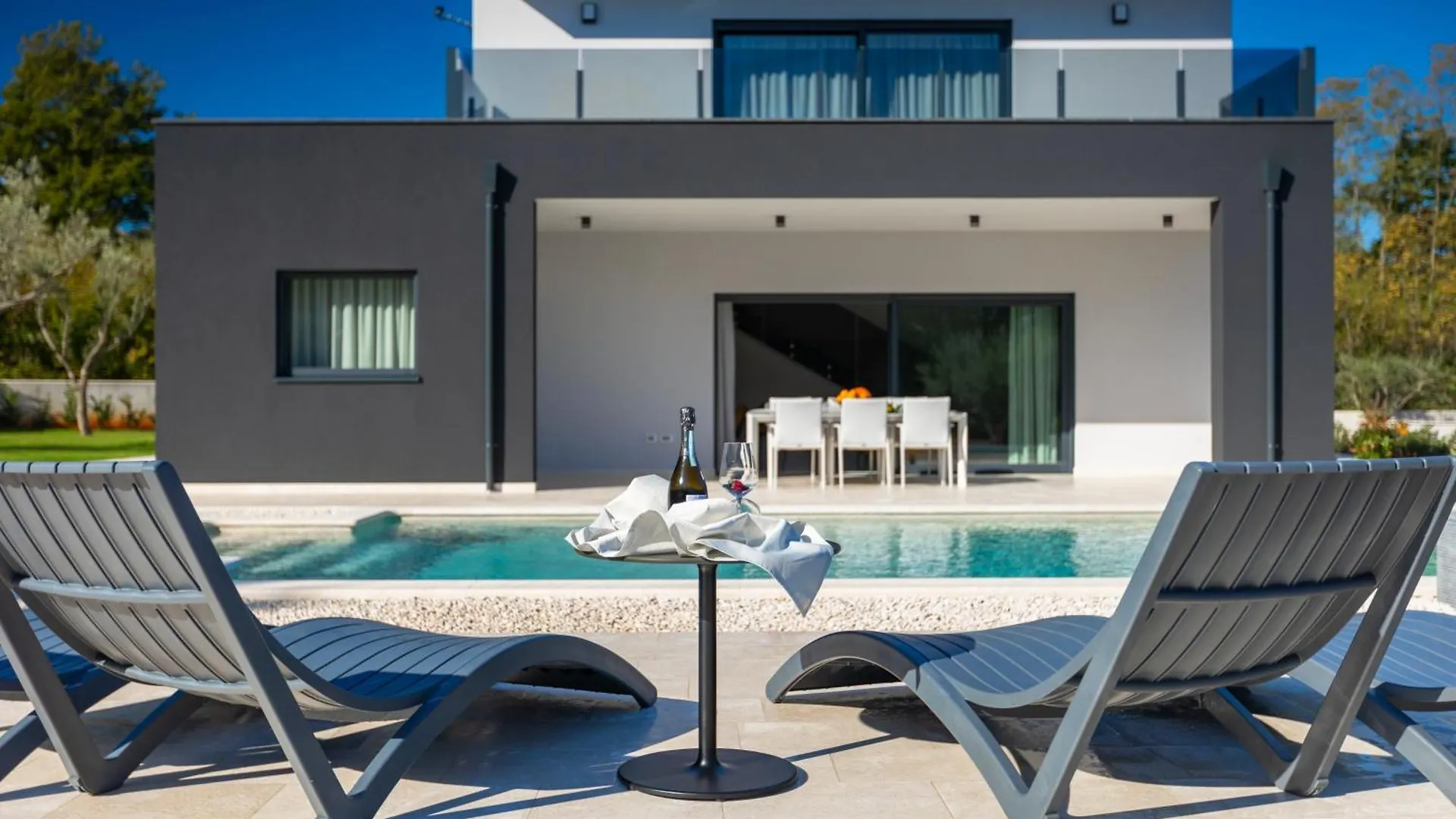 Vila Tonchi Barban Villa